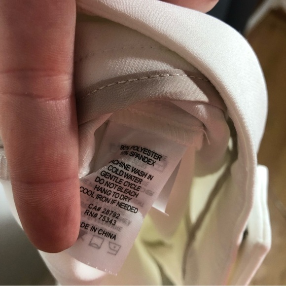 Joie White Cropped Wide Leg Pleated Pants NWT Sz 12 Women’s - Picture 8 of 10